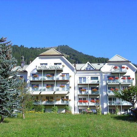 Typically Swiss Hotel Altana Scuol Eksteriør bilde