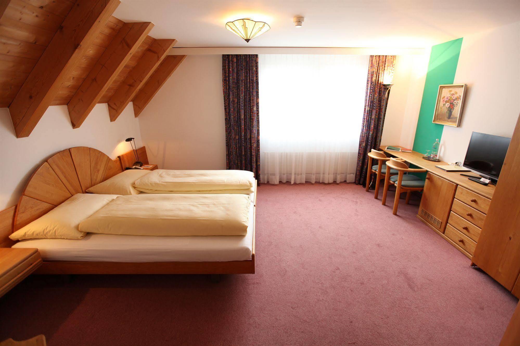 Typically Swiss Hotel Altana Scuol Eksteriør bilde