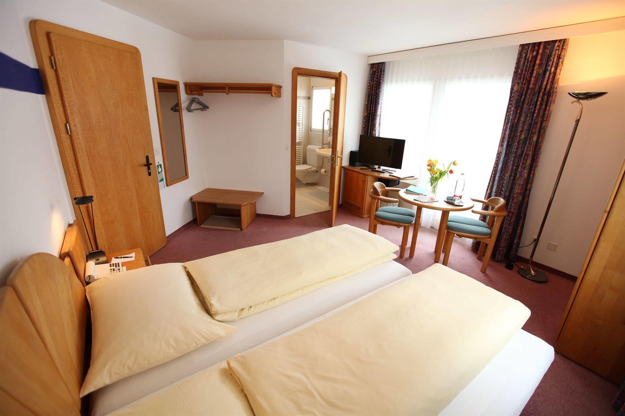 Typically Swiss Hotel Altana Scuol Eksteriør bilde