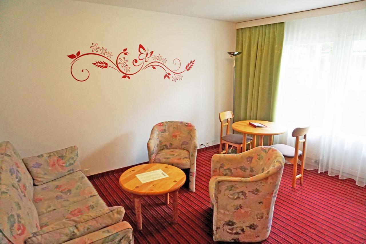 Typically Swiss Hotel Altana Scuol Eksteriør bilde